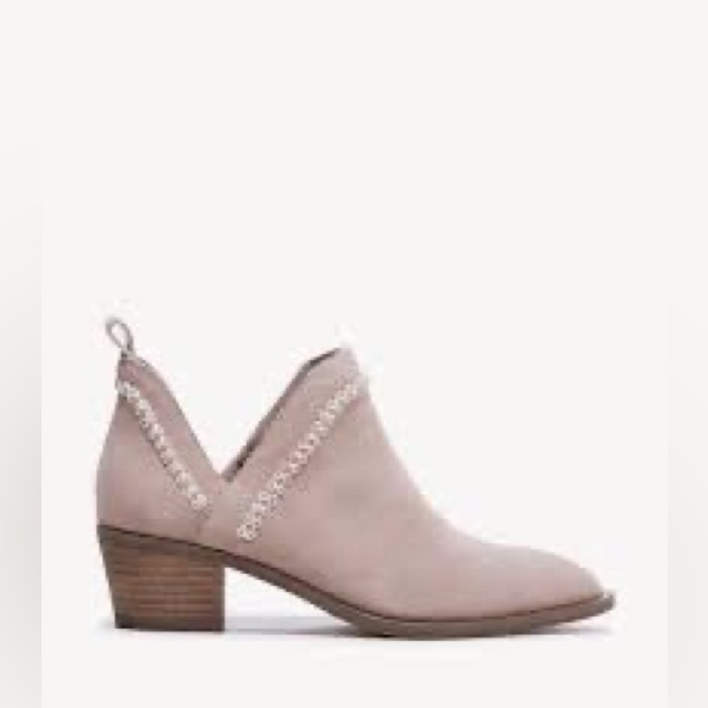 Sole Society Nikkie Ankle Suede Boots dust pink size 8m